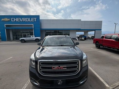 Used 2020 GMC Yukon SLT AWD/4WD image 2