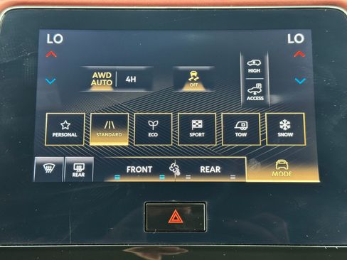 Used 2025 INFINITI QX80 Autograph w/ Premium Cargo Package AWD/4WD image 36