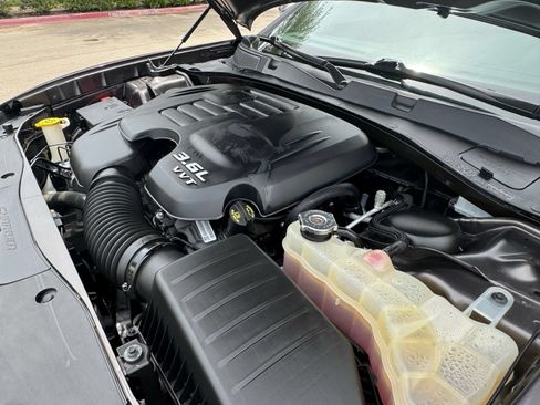 Used 2021 Dodge Charger SXT RWD image 32