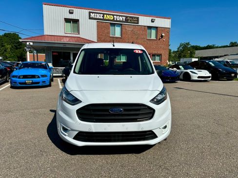 Used 2022 Ford Transit Connect XLT FWD image 2