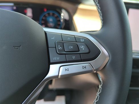 New 2026 Volkswagen Atlas SE image 38