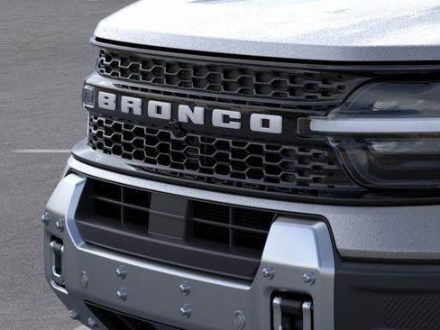 New 2026 Ford Bronco Sport Badlands w/ Sasquatch Badlands Package AWD/4WD image 17
