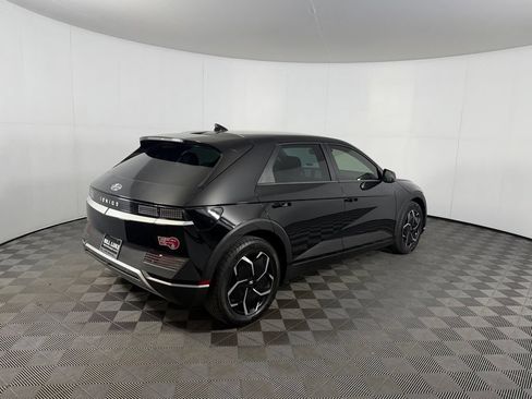 Used 2024 Hyundai Ioniq 5 SE RWD image 5