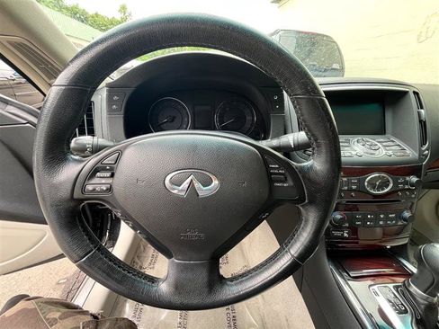 Used 2013 INFINITI G37 Journey w/ Premium Pkg RWD image 8