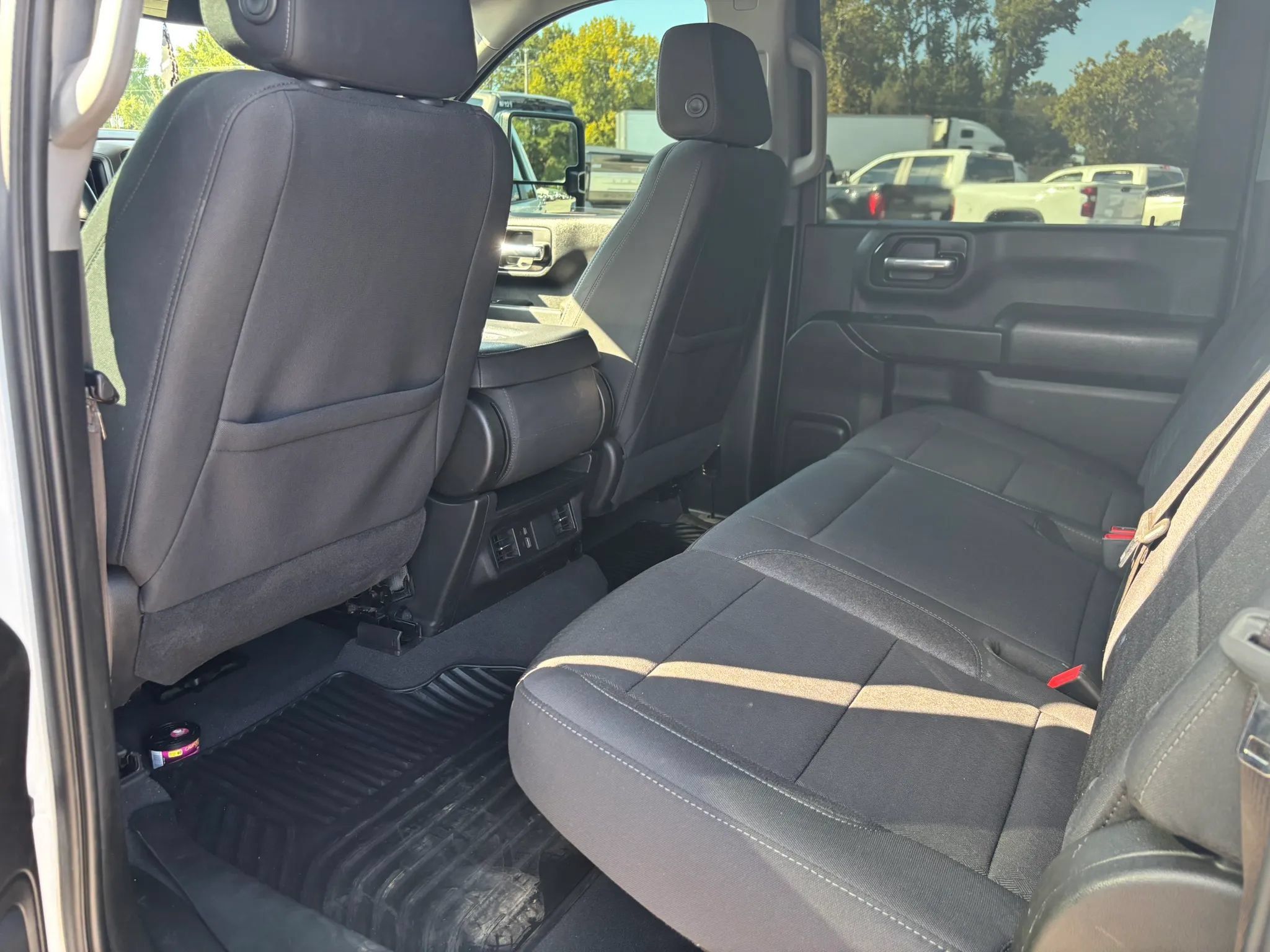 Used 2024 Chevrolet Silverado 2500 Custom w/ Custom Value Package AWD/4WD image 15
