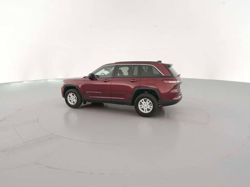 New 2025 Jeep Grand Cherokee Laredo image 7