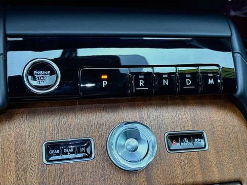 Used 2025 Lincoln Navigator L Black Label AWD/4WD image 17