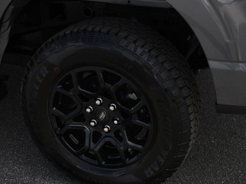 Used 2025 Ford F150 XLT w/ Equipment Group 302A MID image 11