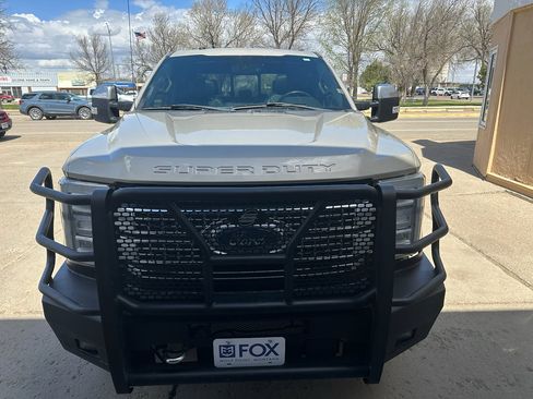 Used 2018 Ford F350 Platinum w/ Platinum Ultimate Package AWD/4WD image 6
