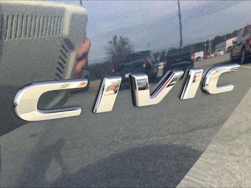 Used 2019 Honda Civic EX image 30