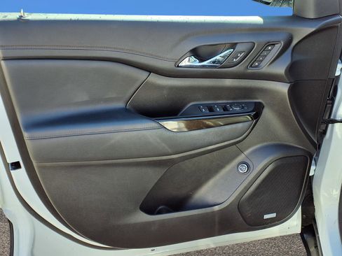 Used 2023 GMC Acadia AT4 w/ Technology Package image 21