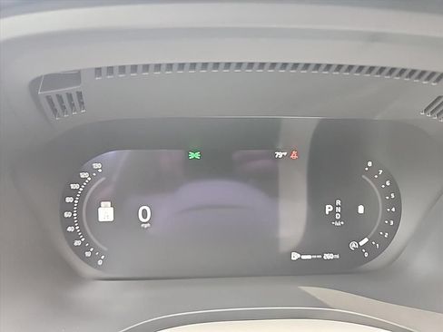 Certified 2024 Volvo XC60 B5 Core AWD/4WD image 15