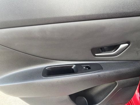 Used 2023 Hyundai Elantra SEL w/ Convenience Package FWD image 19