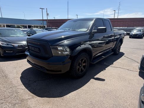 Used 2018 RAM 1500 Express w/ Black Ram 1500 Express Group RWD image 1