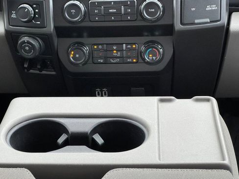 Used 2019 Ford F150 XLT w/ Equipment Group 302A Luxury image 14