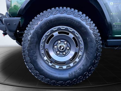 Used 2024 Ford Bronco Everglades AWD/4WD image 8