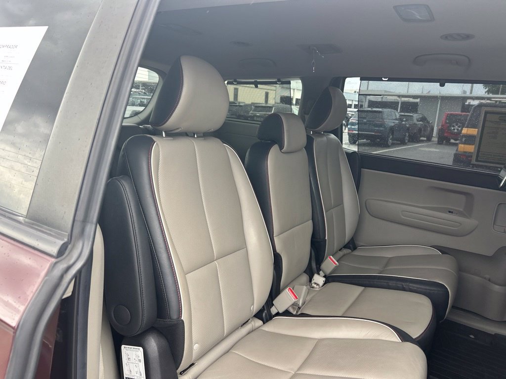 Used 2020 Kia Sedona EX FWD image 26