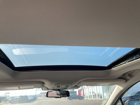 Used 2025 Nissan Murano SL image 11