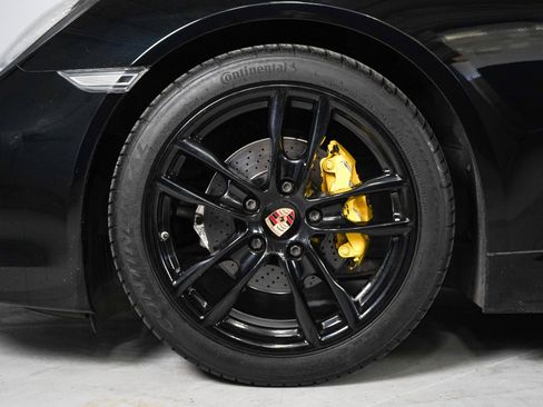 Used 2014 Porsche Cayman RWD image 4