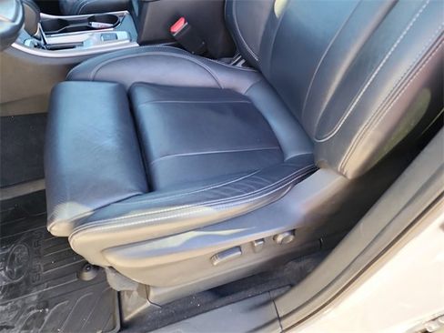 Used 2021 Subaru Ascent Limited w/ Technology Package image 15