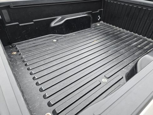 Used 2023 Toyota Tacoma SR image 9