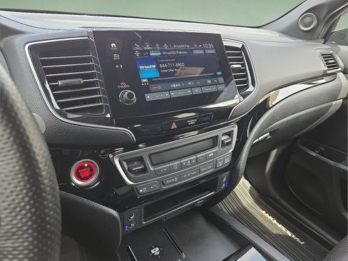Used 2024 Honda Passport Black Edition image 16