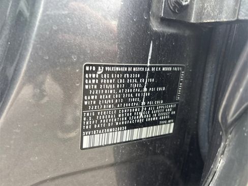 Used 2022 Volkswagen Tiguan S image 28