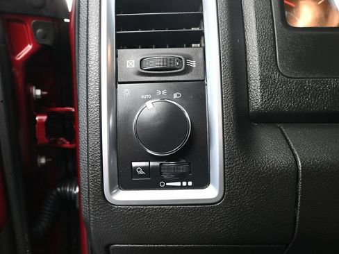 Used 2023 RAM 1500 Warlock AWD/4WD image 36