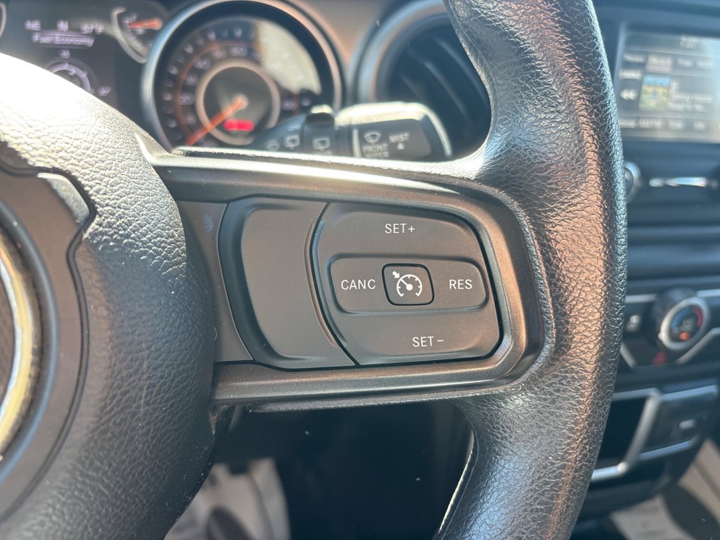 Used 2018 Jeep Wrangler Unlimited Sport AWD/4WD image 30