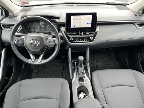 Used 2023 Toyota Corolla Cross LE AWD/4WD image 23