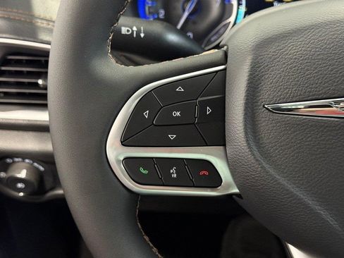 New 2026 Chrysler Pacifica Pinnacle w/ Trailer Tow Group image 36