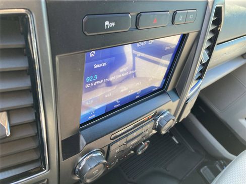 Used 2022 Ford F250 XLT w/ XLT Premium Package image 14