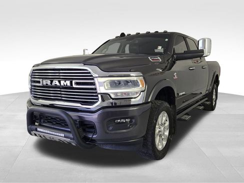 Used 2022 RAM 2500 Laramie AWD/4WD image 3
