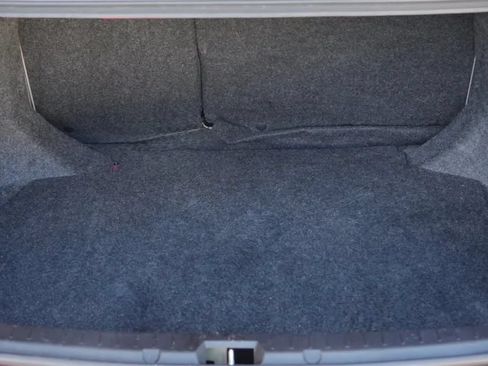 Used 2013 Toyota Corolla L FWD image 13