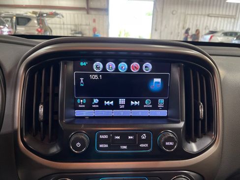 Used 2017 Chevrolet Colorado Z71 w/ Z71 Midnight Edition AWD/4WD image 23