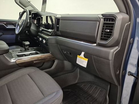 New 2026 GMC Sierra 1500 Elevation image 30