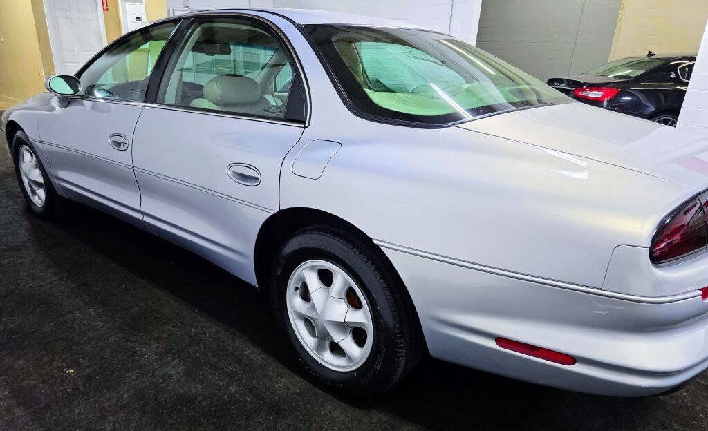 Used 1997 Oldsmobile Aurora FWD image 40