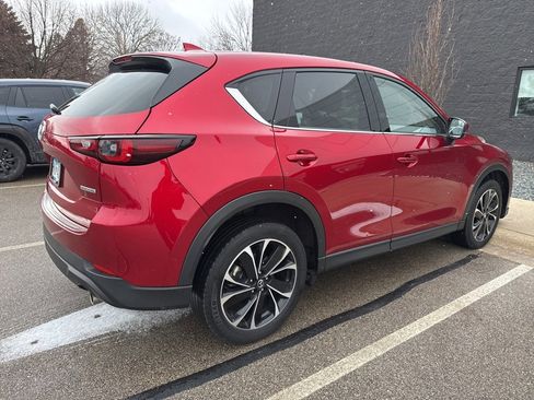 Used 2022 MAZDA CX-5 AWD 2.5 S w/ Premium Package image 3
