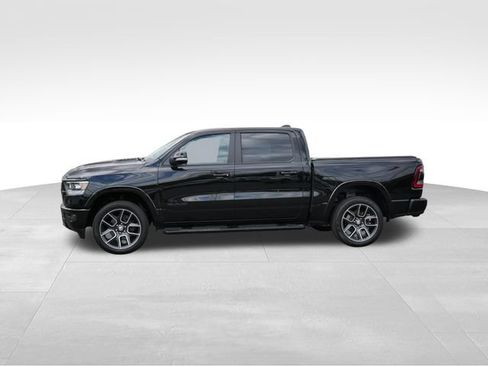 Used 2019 RAM 1500 Laramie AWD/4WD image 4