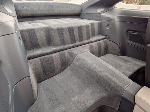 Certified 2025 Porsche 911 Carrera image 21