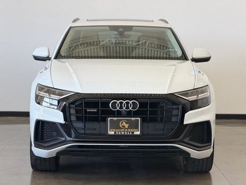 Used 2019 Audi Q8 Premium Plus w/ Premium Plus AWD/4WD image 2