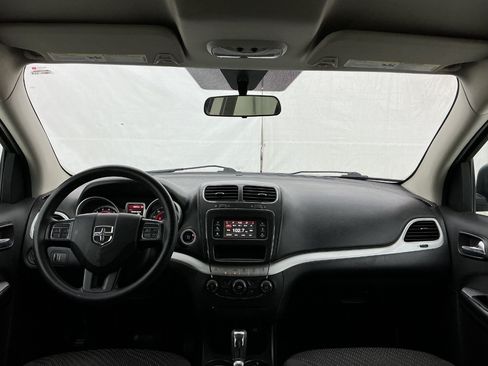 Used 2015 Dodge Journey SXT w/ Flexible Seating Group FWD image 16