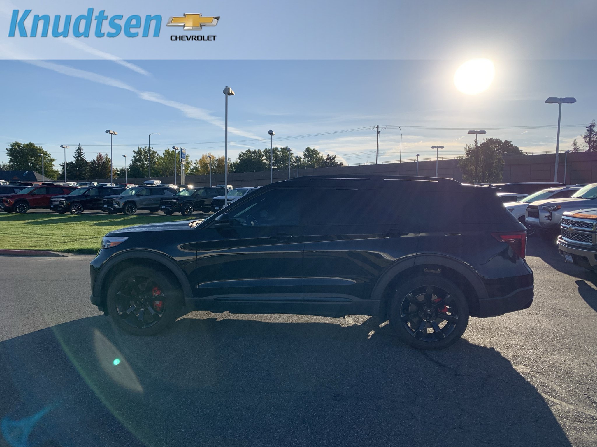 Used 2021 Ford Explorer ST w/ Equipment Group 401A AWD/4WD image 4