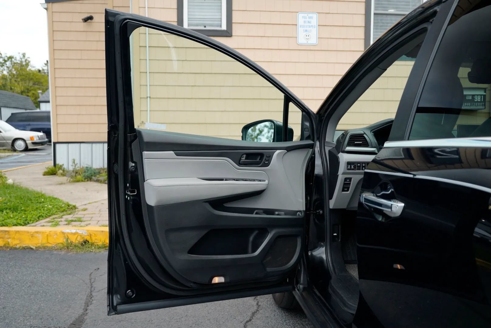 Used 2022 Honda Odyssey EX-L image 16