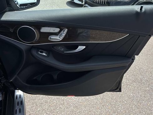 Used 2023 Mercedes-Benz GLC 300 4MATIC Coupe image 14