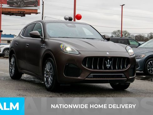 Used 2023 Maserati Grecale GT image 4