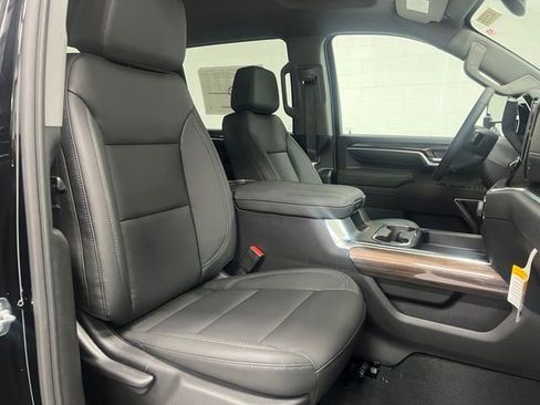 New 2026 Chevrolet Silverado 3500 LT w/ All Star Edition AWD/4WD image 23