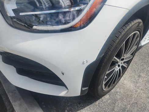 Used 2022 Mercedes-Benz GLC 300 4MATIC Coupe image 6