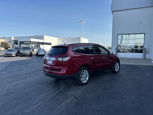 Used 2013 Chevrolet Traverse LT w/ All-Star Edition FWD image 2