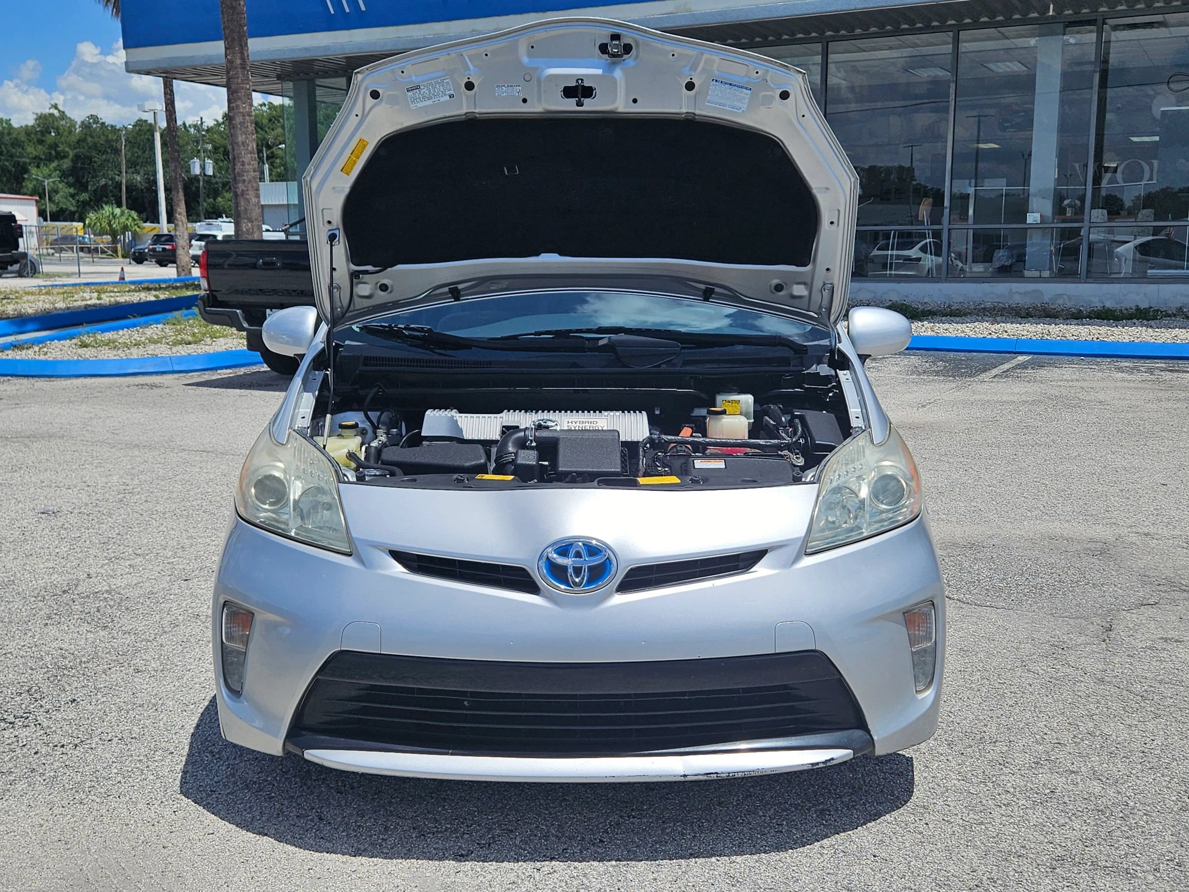 Used 2014 Toyota Prius Two FWD image 17